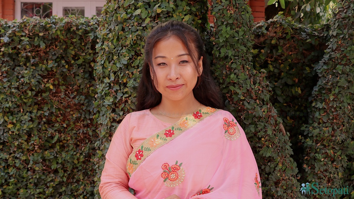 उपाधि जितेकी निलमको 'पोएट आइडल' यात्रा (भिडिओ)
